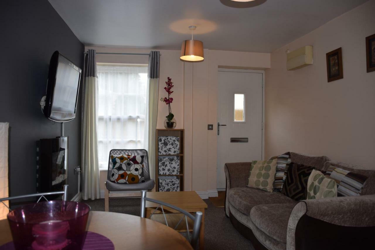 شقة 8 York Mews شيبتون ماليت المظهر الخارجي الصورة